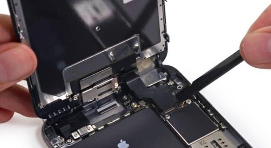 iphone电池损耗多少可以换 最大容量和峰值性能容量到多少要换电池